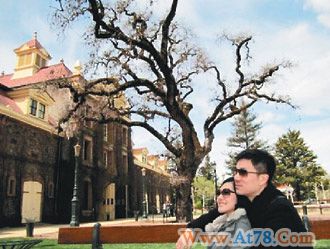 许雅钧又被拍贴辣妹网友指小S“宋新妮第二”