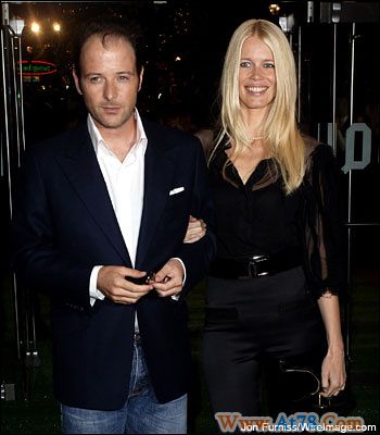 劳蒂亚-雪佛再生一女未透露孩子名字