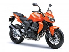 出售进口川崎 Z-750摩托车　特价：￥3000元