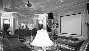 天上人间老板背景揭秘：第一花魁惨死家中组图