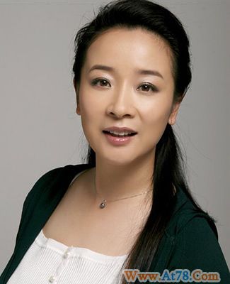 陈小艺小学毕业证曝光收藏者手头紧想转卖(图)