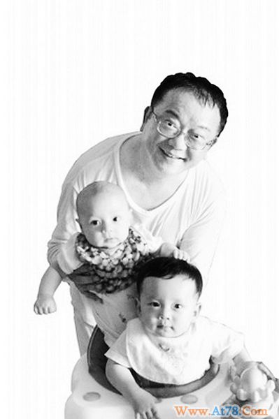 王刚畅谈家庭生活：结婚后让妻子辞“官”