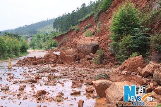 江西今年降雨创历史新高近500万人受灾(组图)