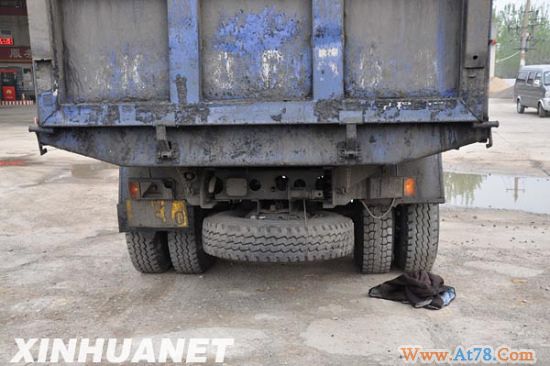 河南村民阻止施工遭轧身亡案3名疑犯被批捕