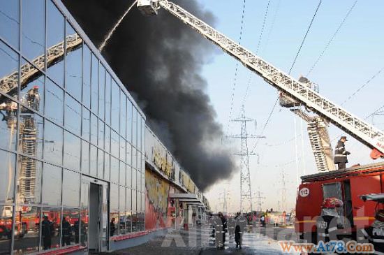 罗马尼亚红龙中国商品市场起火华商损失惨重