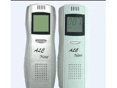 AT198 呼出气体酒精含量测试仪