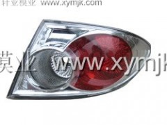 供应汽车后尾灯模具