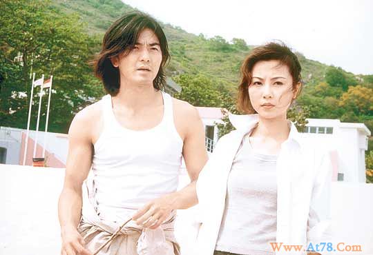 郑伊健曾经是非缠身人气直落谷底(图)