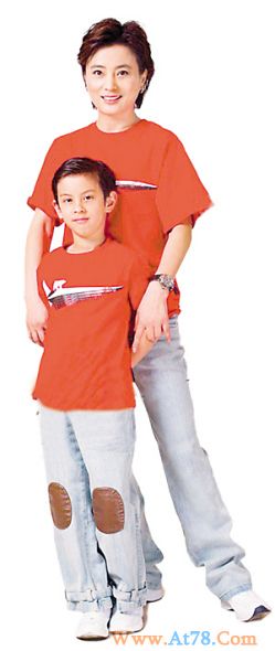 明星宝贝过儿童节爸妈忙赚奶粉钱(图)