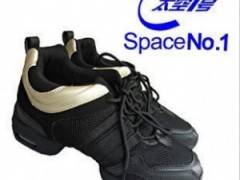 太空一号高瘦鞋艳照美腿 太空一号高瘦鞋艳照美腿