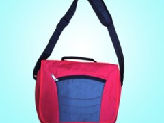 供应订做单肩挎包