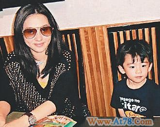 张柏芝新照网络疯传恢复苗条仅少许胖态(图)