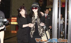 刘涛不当“辣妈”张柏芝“母性”十足