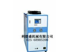 风冷式冷水机,风冷型冷水机,工业冷水机,低温冷水机 风冷式冷水机,风冷型冷水机,工业冷水机,低温冷水机