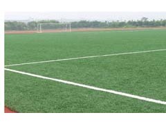 人造草足球场