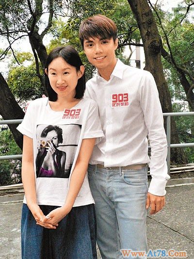 张敬轩王宛之音乐剧三度加场朝夕相对感情亲密