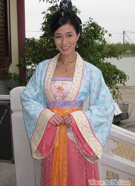 6月遥控器被谁掌控？女人的《宫心计》还是男人的“世界杯”？