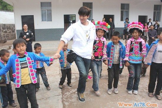 陈晓东云南慈善行成希望厨房首批爱心志愿者