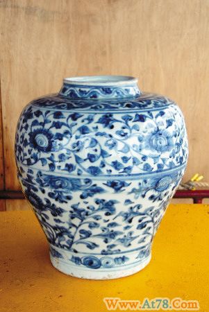 南澳1号古沉船发现铜锣骰子等物品(组图)