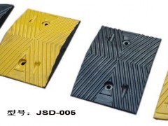 上海橡胶减速带、减速板、缓冲带、地条、地垄  缓冲带