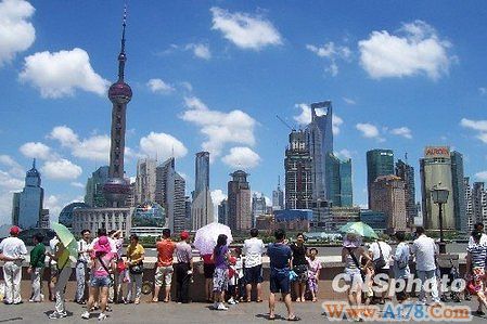 中国流动人口达2.11亿 多从事低薪或高危行业