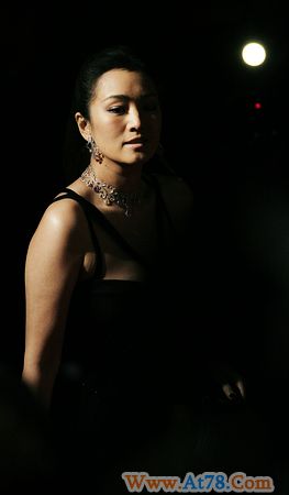 巩俐再传“离婚”丈夫黄和祥受访无奈认可(图)