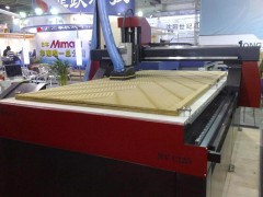 供应大型实木壁画、实木艺术品雕刻机 供应大型实木壁画、实木艺术品雕刻机