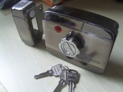 静音锁-超稳定(灵性电机锁/铁门/铝合金门 静音锁-超稳定(灵性电机锁/铁门/铝合金门