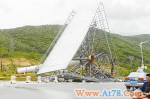 三亚多块广告牌遭台风摧毁均存在偷工减料行为