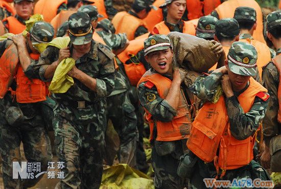 南京高旺河入江口河堤决口已被封堵(图)