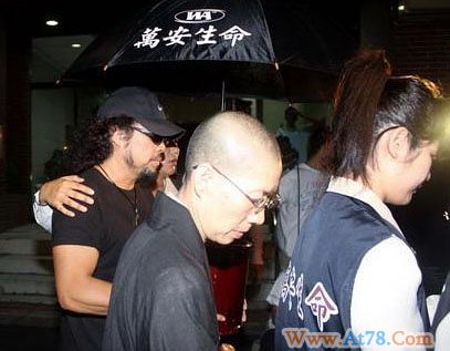 张菲费玉清母亲病逝享年85岁