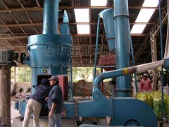 雷蒙磨粉机  石灰石磨粉机、磨粉机配件、粉碎机价格