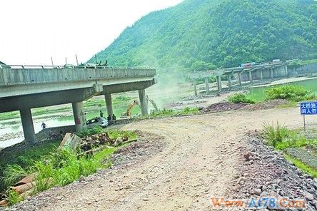 浙江常山桥梁完工不到10年开裂 曾被评优良工程