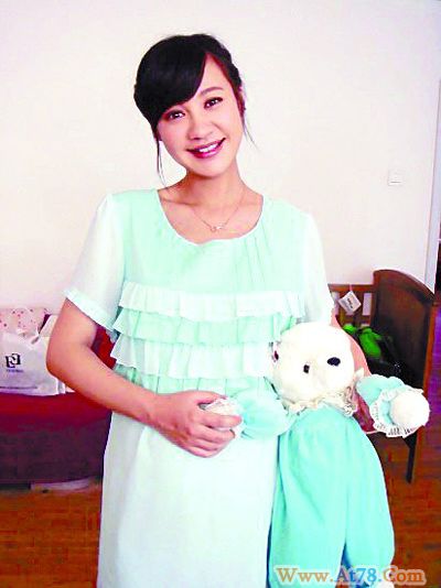 女星杨雪自曝怀孕照 孩子父亲也是圈内人(图)