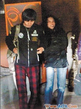 瞿颖澄清张亚东绯闻：很多事情他不懂出来解释