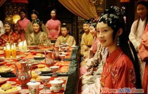 李少红回应新红楼黛玉裸死:黛玉露胳膊被网络夸大