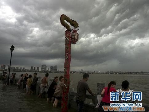 乌云压境 武汉将迎长江洪峰