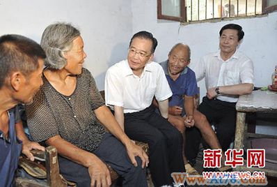 毫不松懈地做好淮河防汛工作——温家宝总理在安徽检查指导淮河防汛抗洪工作纪实