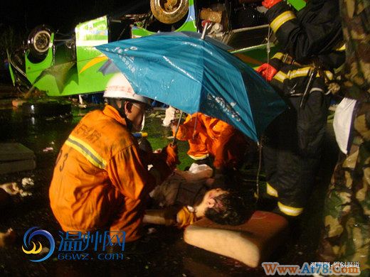 福建宁德发生交通事故7死20余伤现场恢复通车