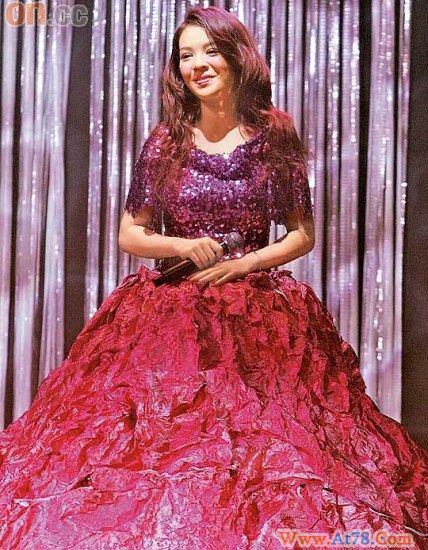 黎明暗示卫兰与新晋女星JW可共存(图)