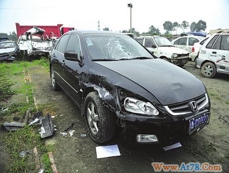 四川都江堰市政府副秘书长因交通肇事逃逸被正式批捕