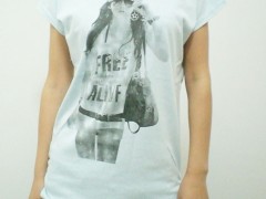 男女式T恤短袖新款上市啦,韩版牛仔裤,也在热批中