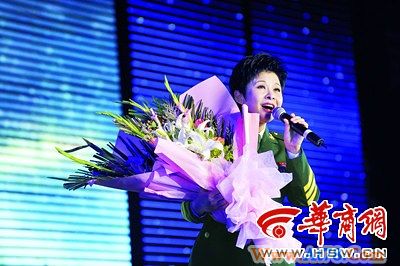 董文华亮相宝鸡期待品尝宝鸡擀面皮(图)