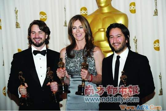 西恩-潘还是离了14年婚姻终走到尽头