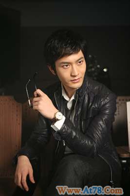 黄晓明拍广告电力十足 获摄影师大赞(图)