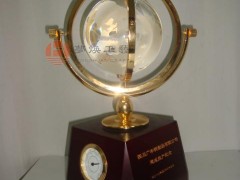 地球仪摆件，水晶地球议礼品，时来运转纪念品