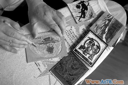 从收藏到自刻 62岁成都老人老金痴迷藏书票(图)