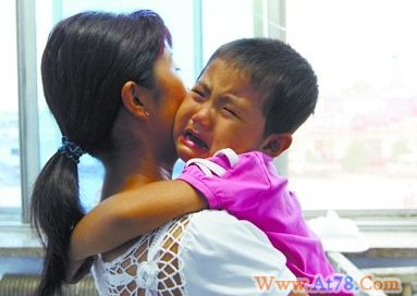 辽宁锦州数十人饭店吃饭时食物中毒(组图)