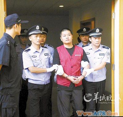 广东枪杀交警案被告胡益华一审获死刑
