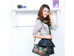 供应韩版双翻领七分袖T恤